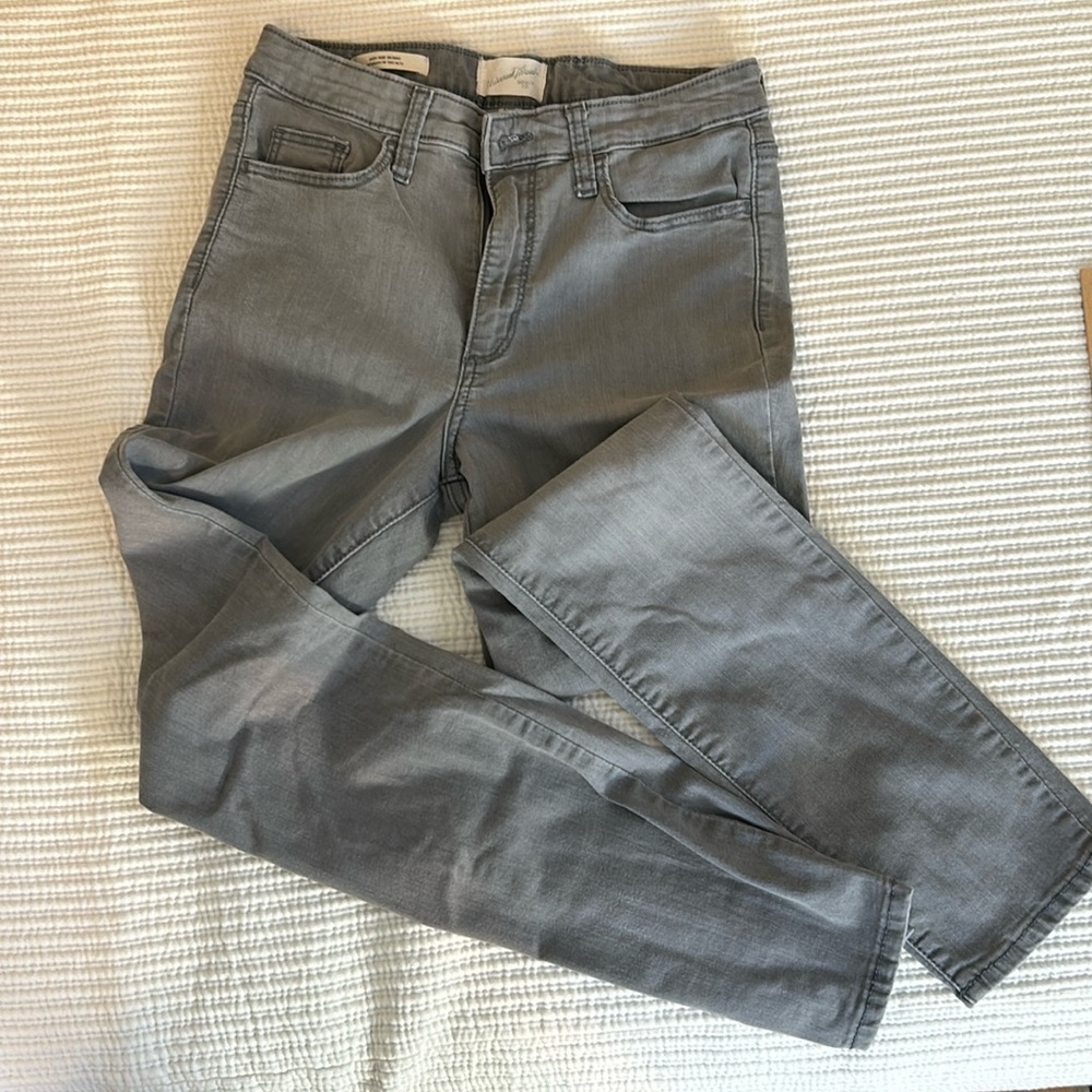 High rise skinny jeans, good stretch!